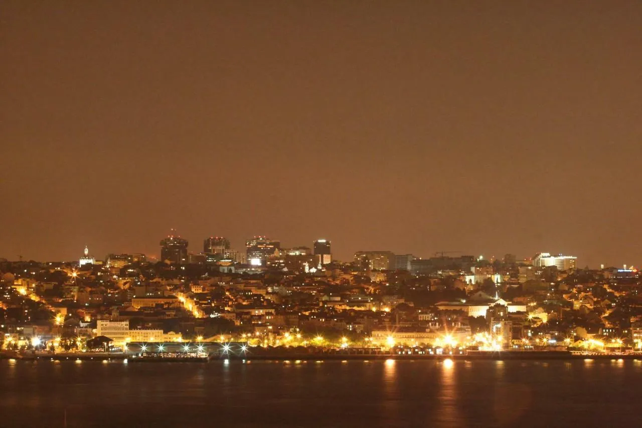 Penthouse Bellevue Appartamento Almada